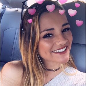 Meet your Posher, Makayla